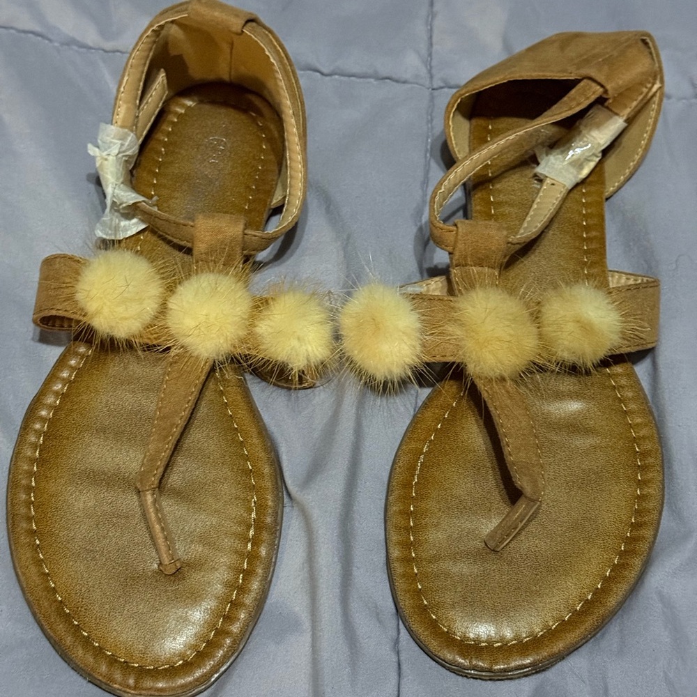 Forever Brown Leather ankle strap sandals w/ Yellow fur Pom-Pom Accents. NWOT